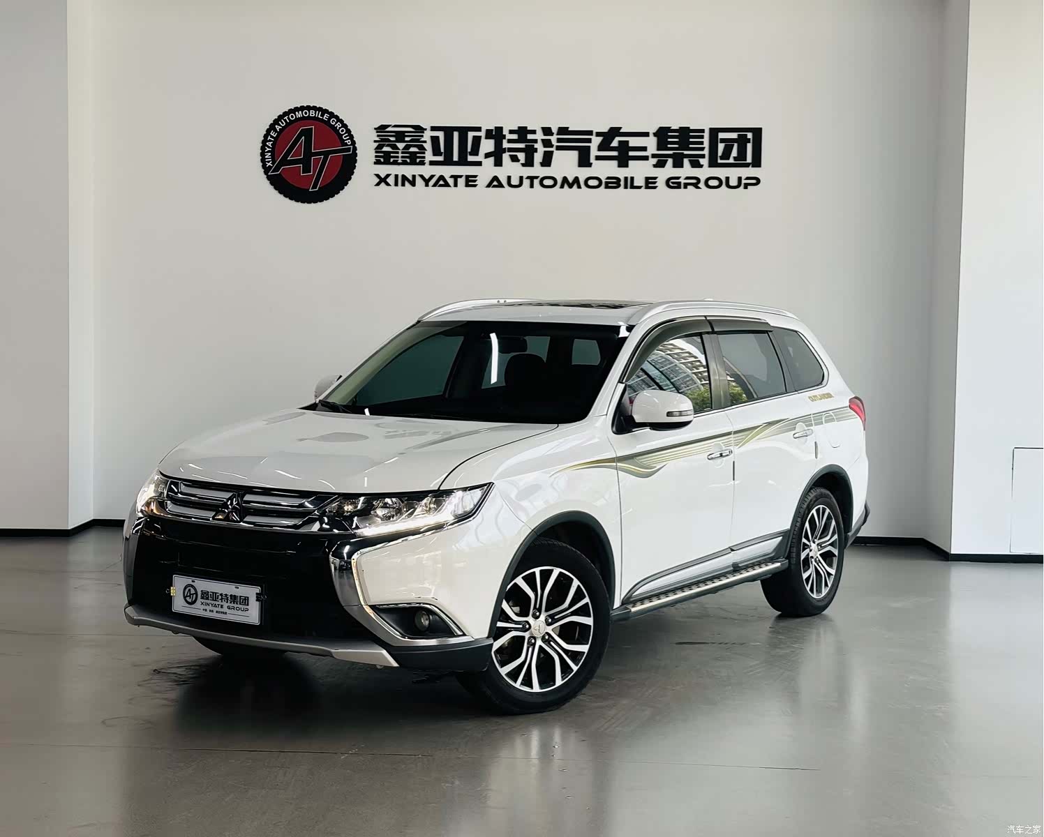 Mitsubishi Outlander, 2017 1