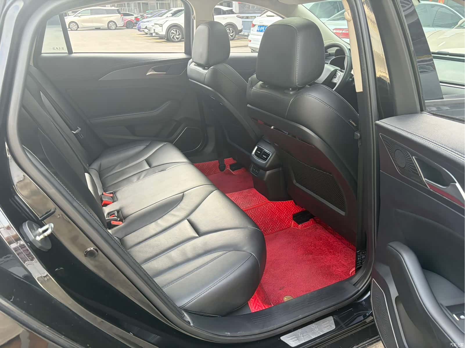 Hongqi H5, 2021 11