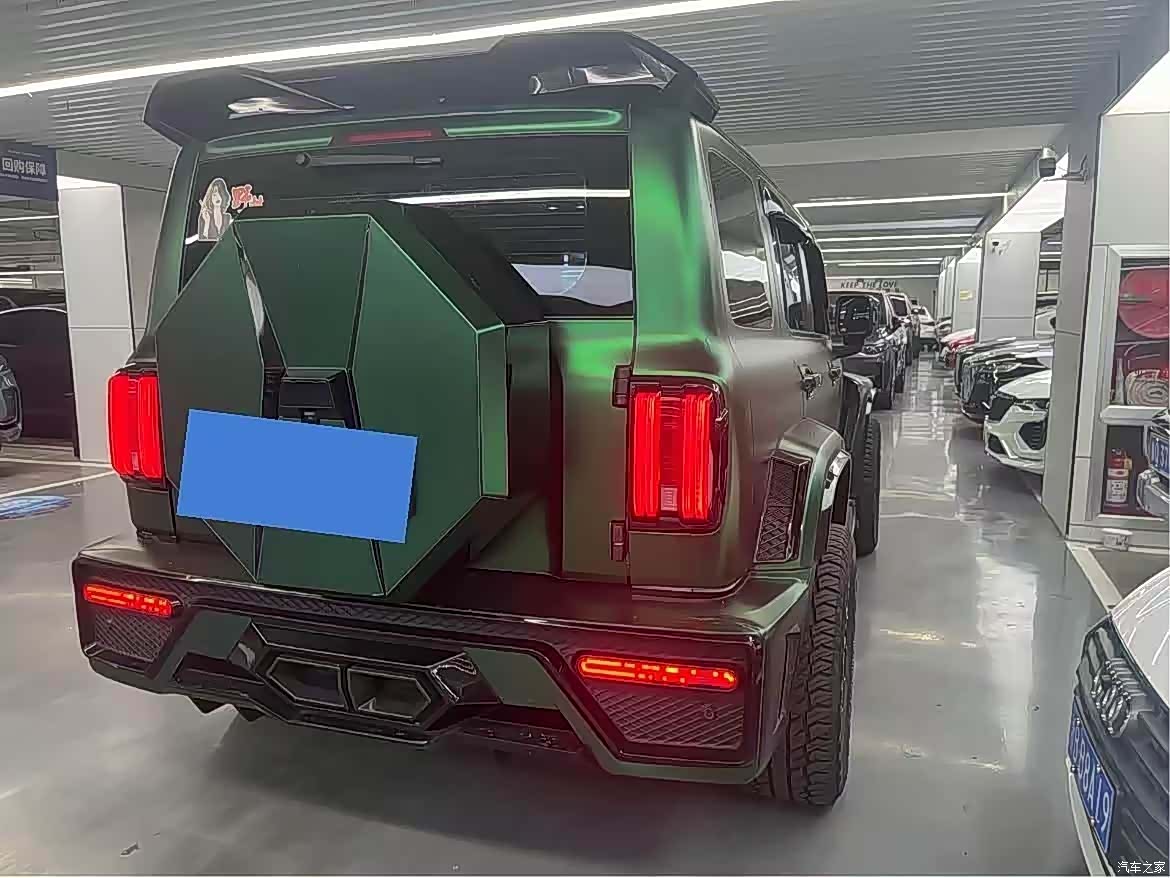 Tank 300, 2023 16