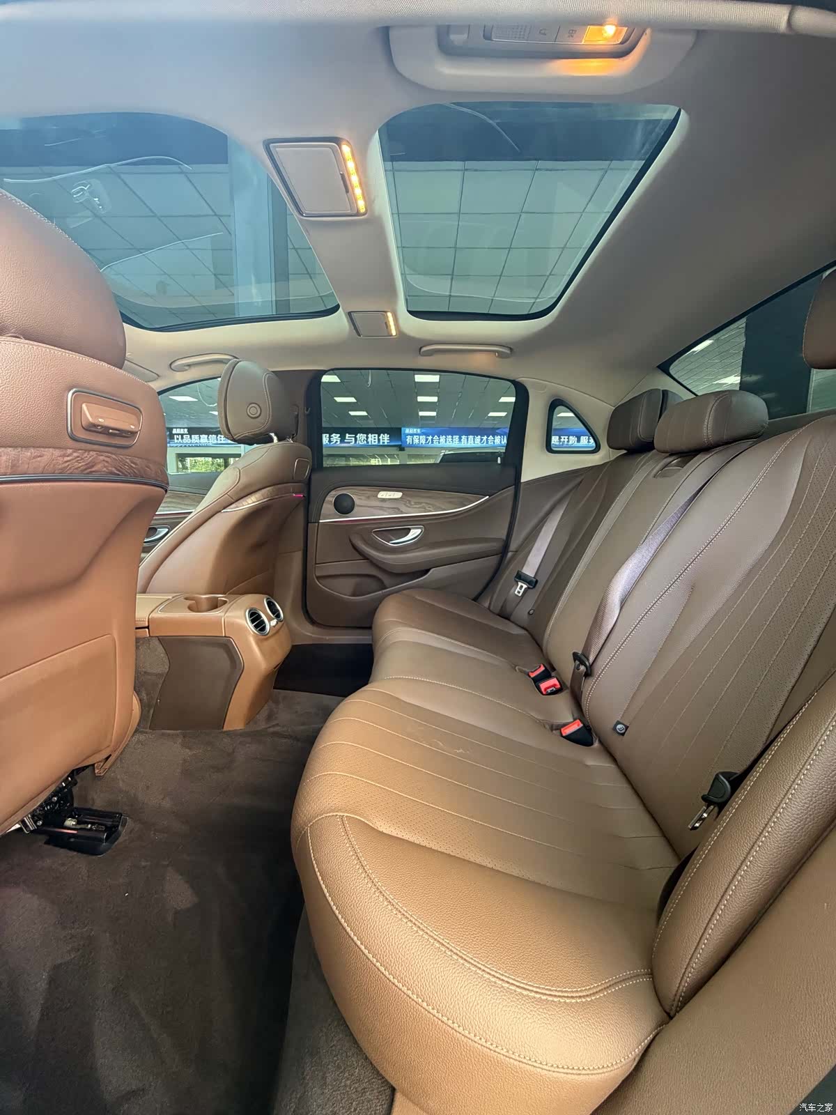 Mercedes-Benz E-Class, 2020 6