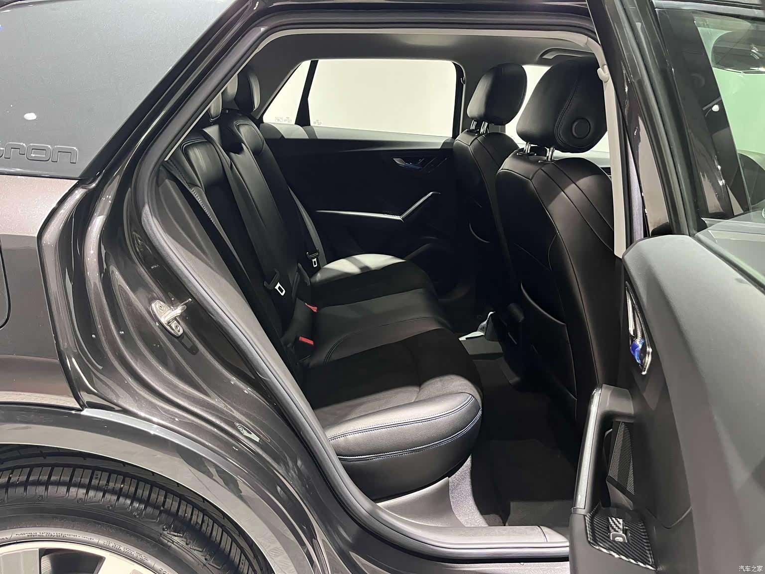 Audi e-tron, 2021 8