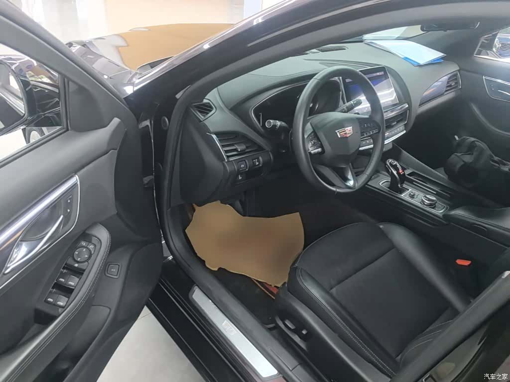 Cadillac CT5, 2020 12