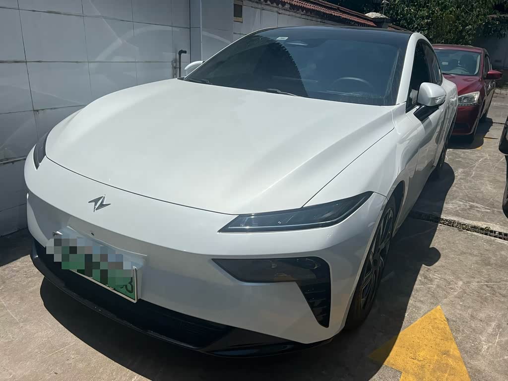 Dongfeng eπ007
