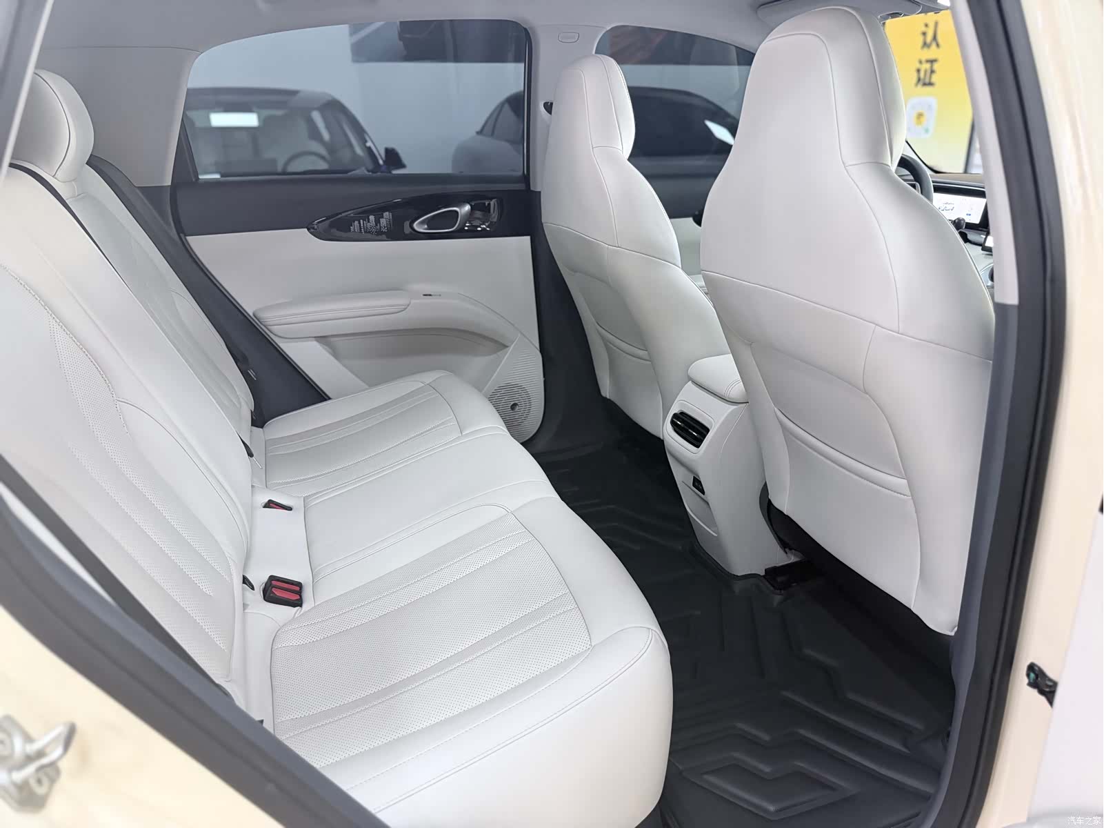 Geely Xingyuan, 2024 11