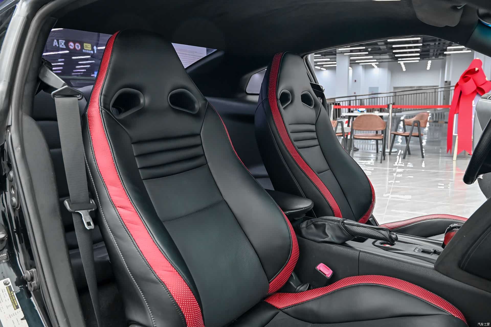 Nissan GT-R, 2012 7