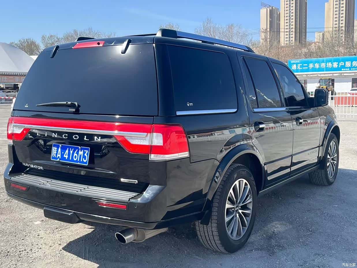 Lincoln Navigator, 2016 6