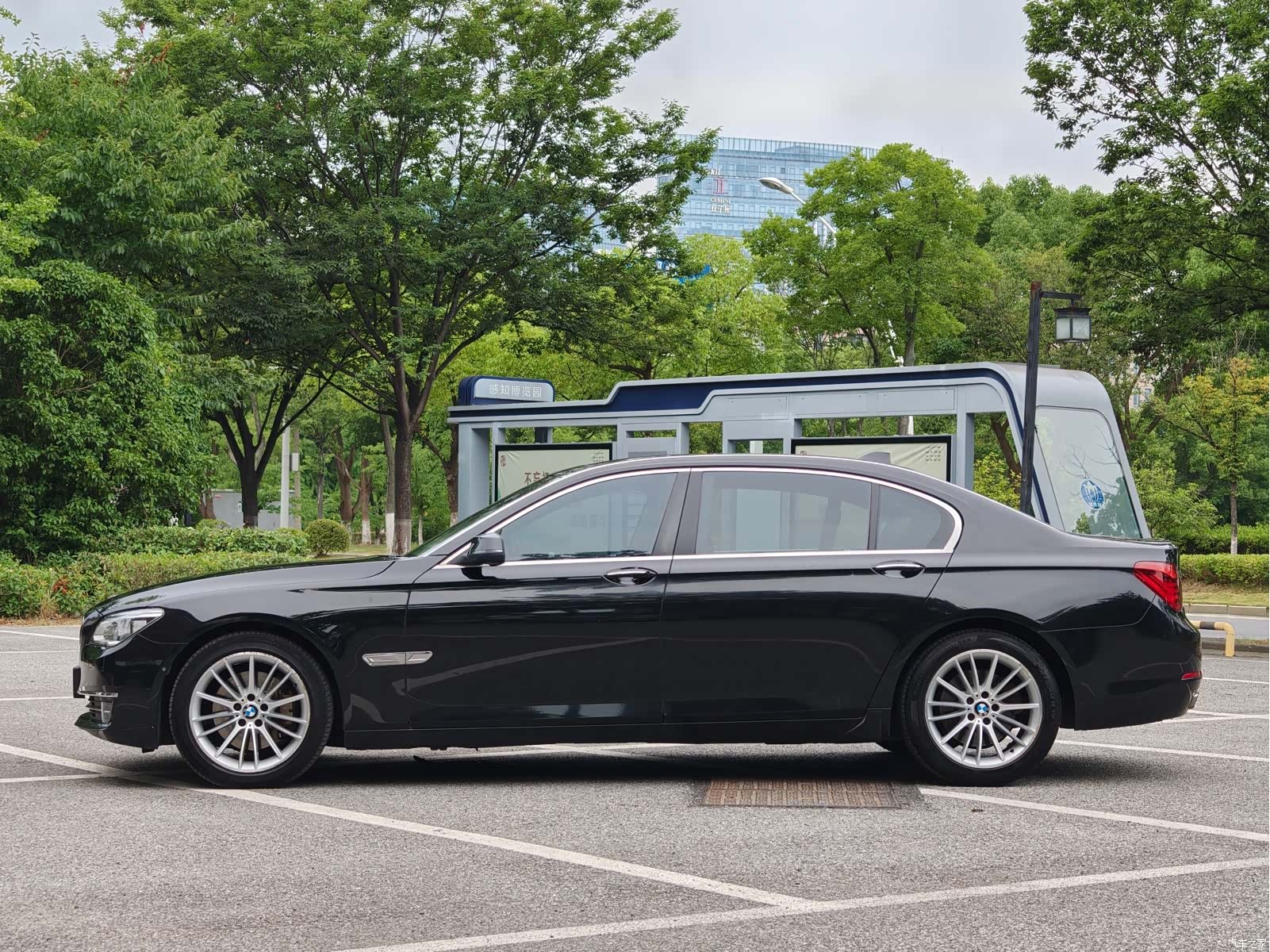 BMW 7 Series, 2015 8