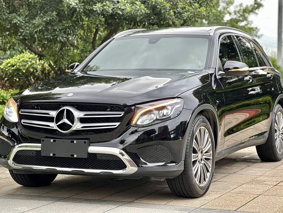 Mercedes-Benz GLC Mercedes-Benz GLC