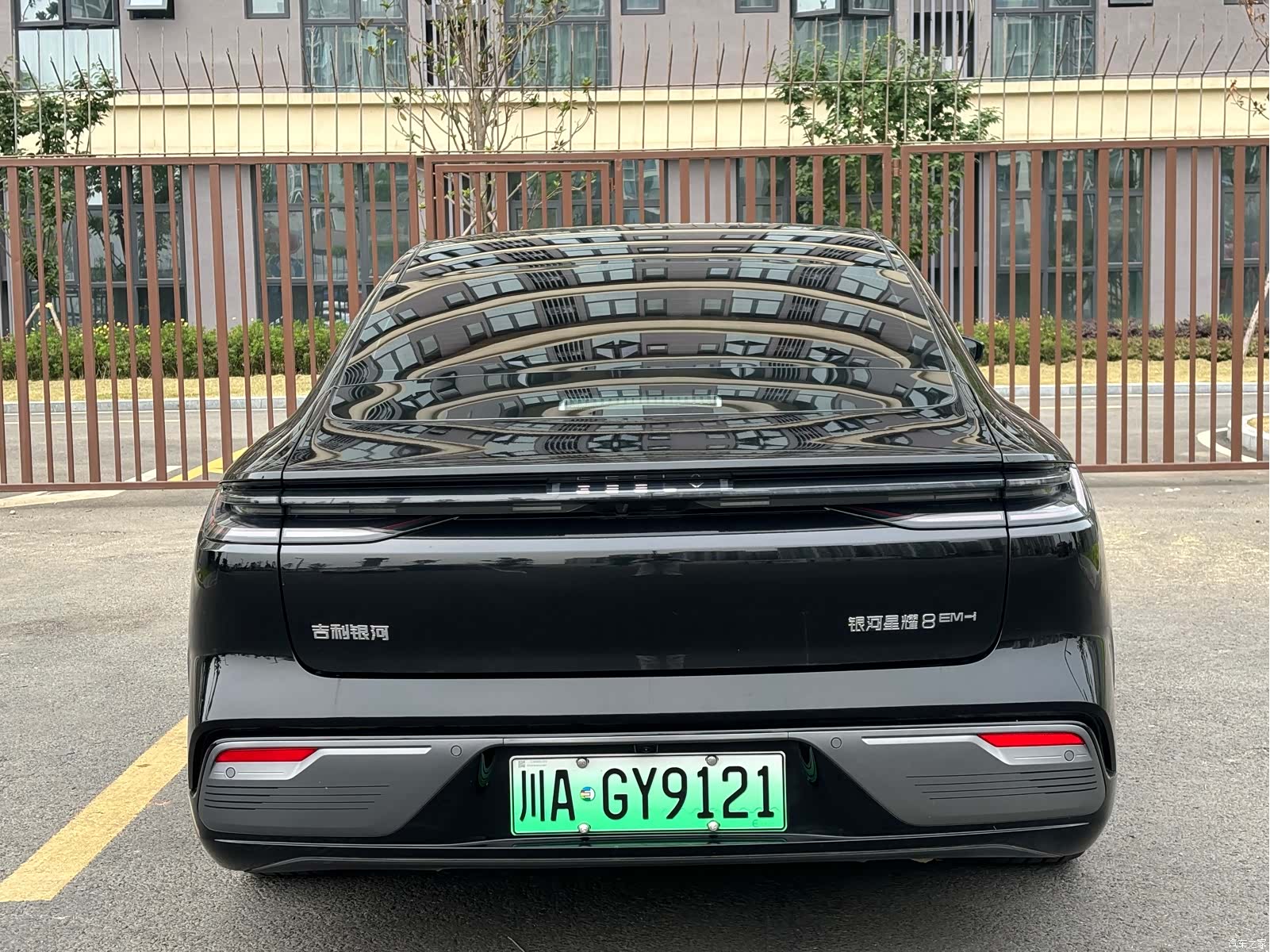 Geely 8, 2026 17