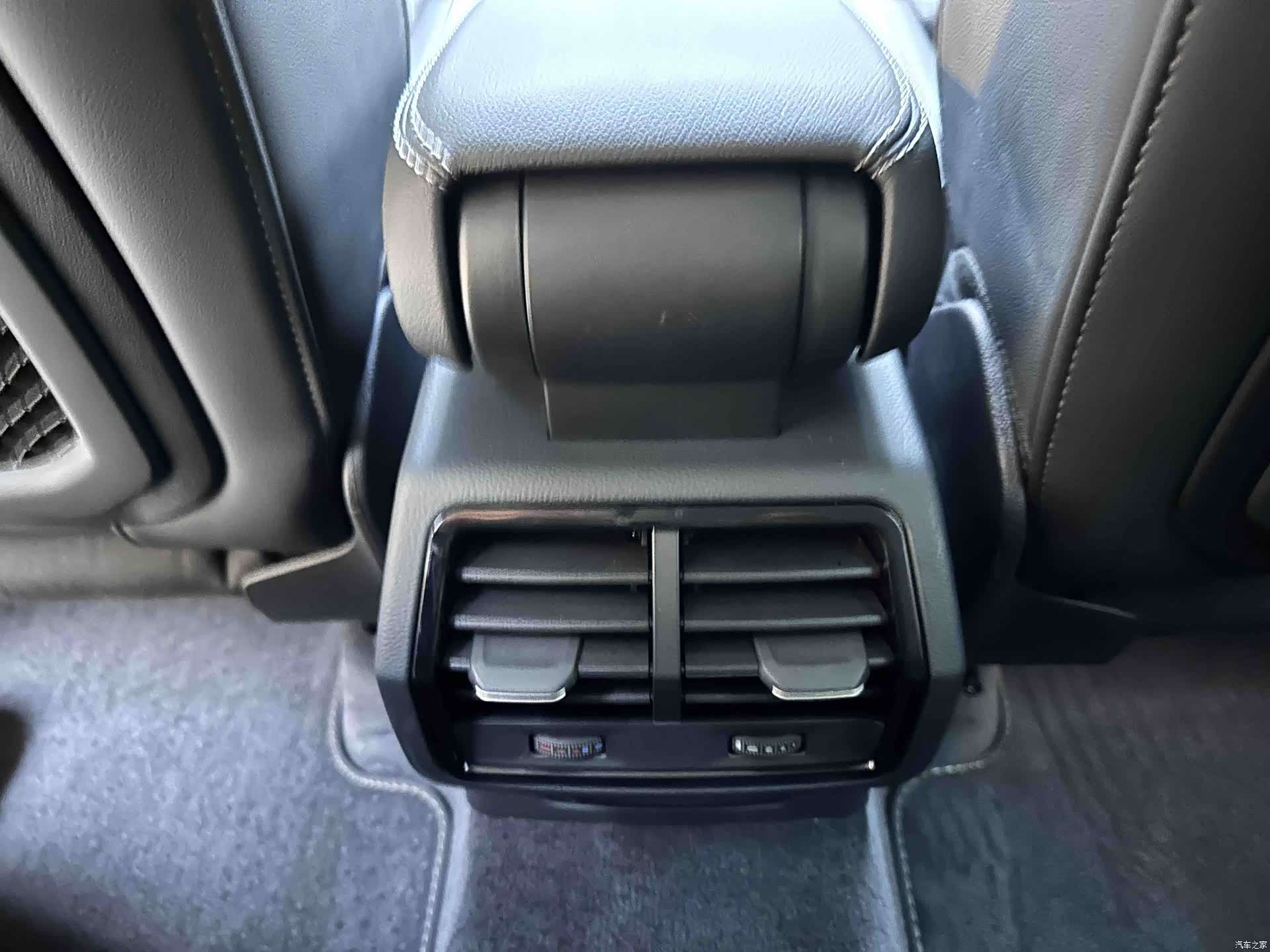 Audi Q3, 2023 21