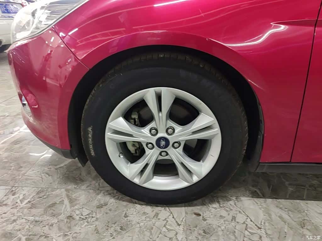 Ford Focus, 2015 23
