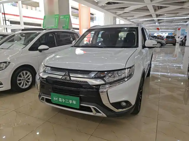 Mitsubishi Outlander 2019 — купить из Китая под заказ