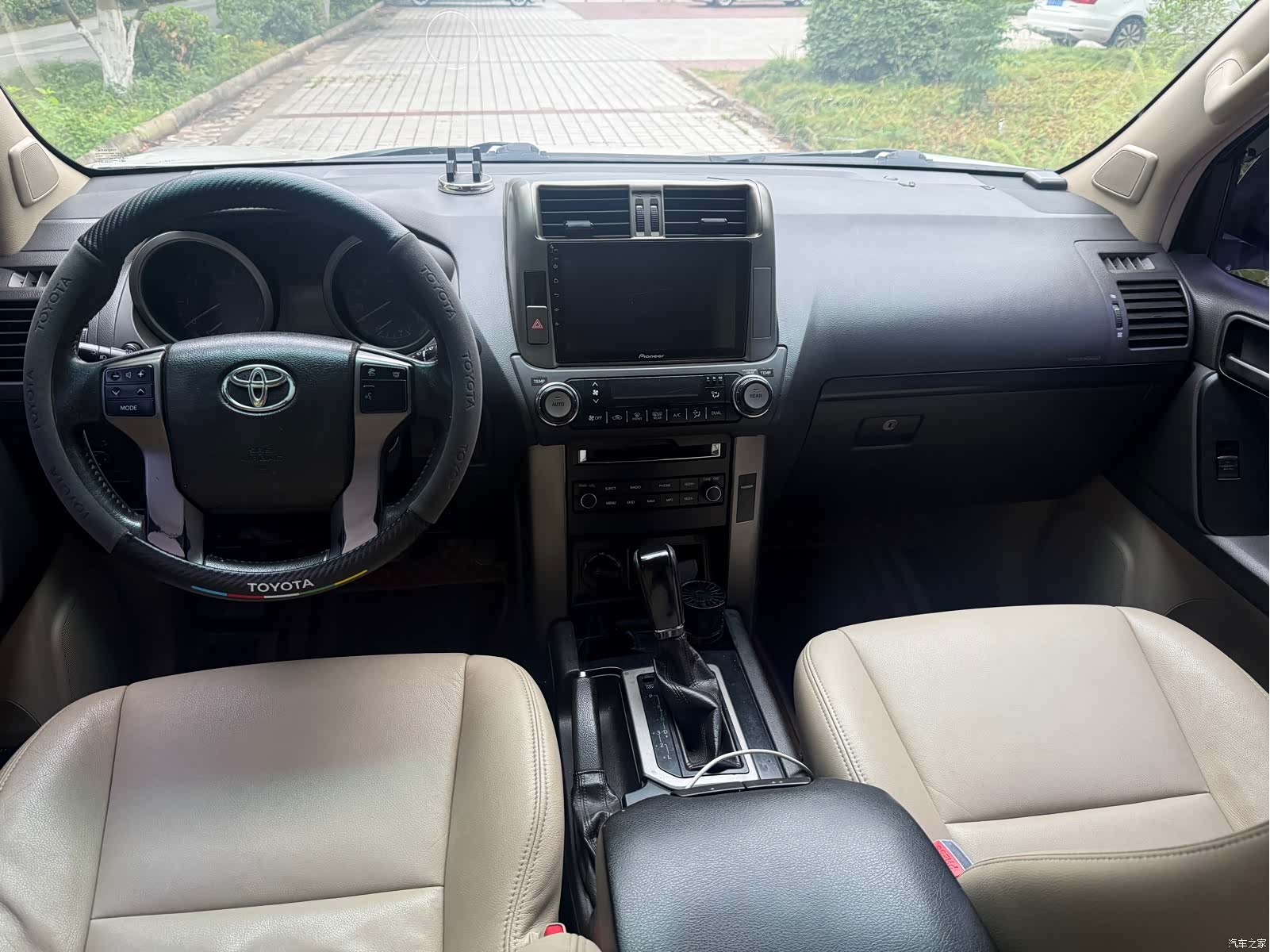 Toyota Prado, 2011 4