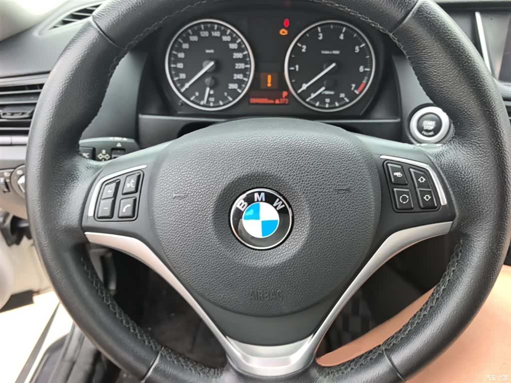 BMW X1, 2015 11