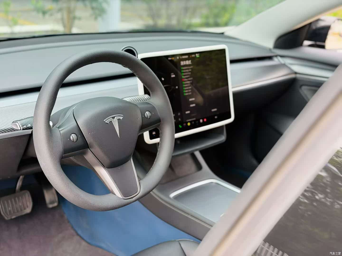 Tesla Model 3, 2022 все фото