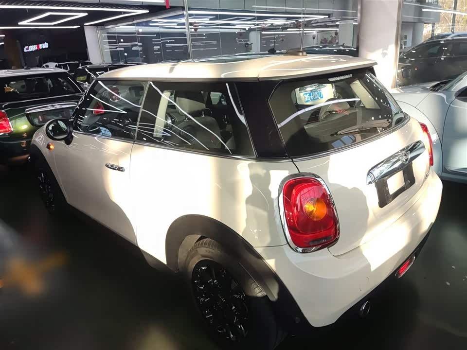 MINI MINI