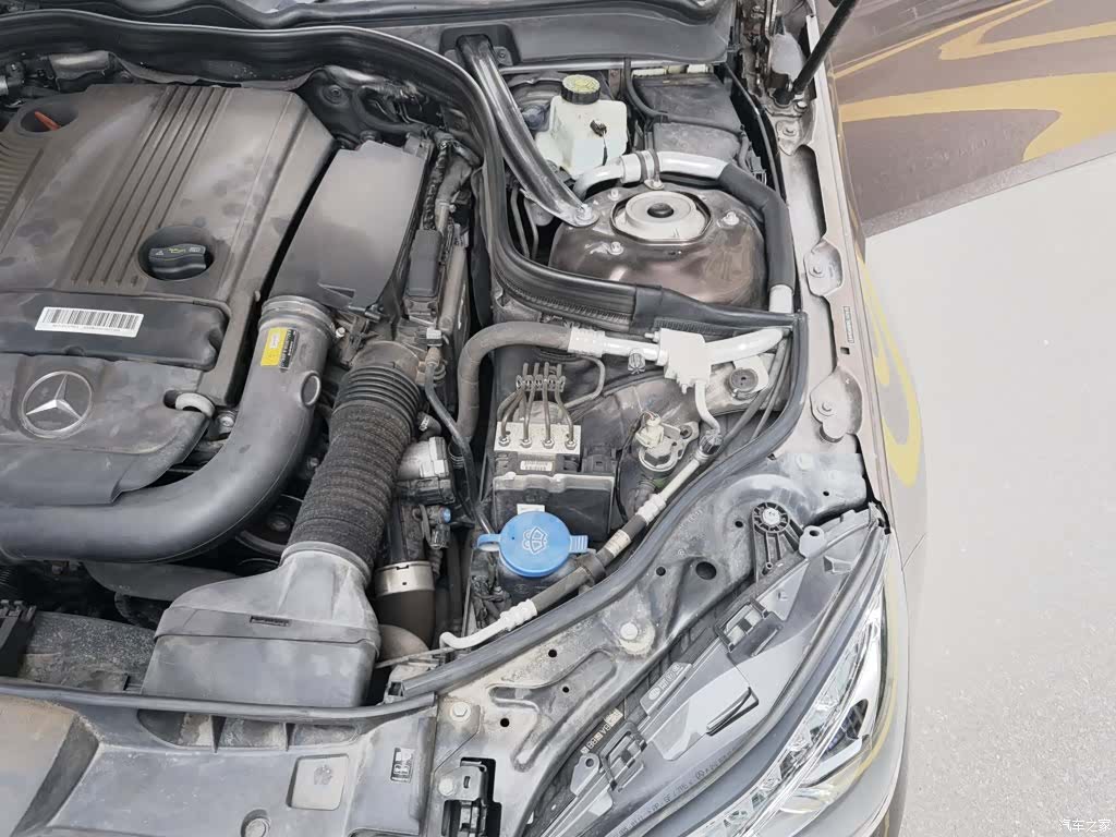 Mercedes-Benz E-Class, 2015 22