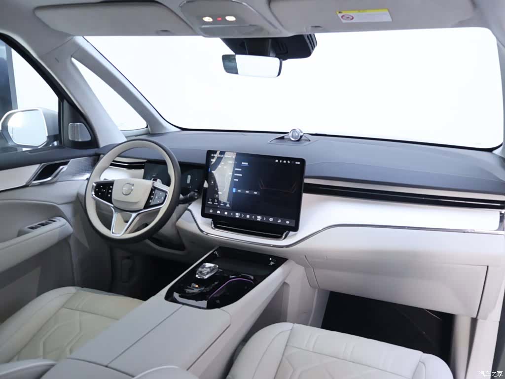 Volvo EM90, 2024 20