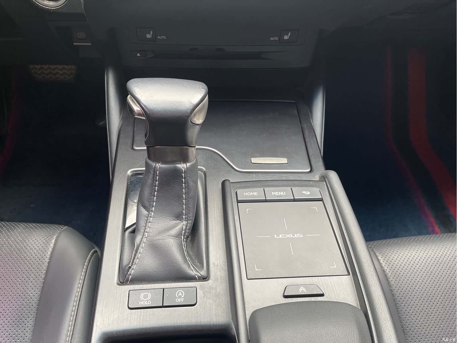 Lexus ES, 2019 7