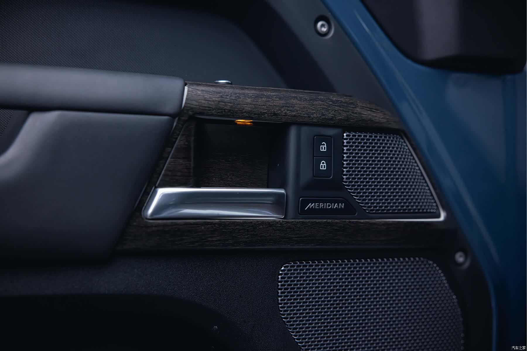 Land Rover Defender, 2022 17