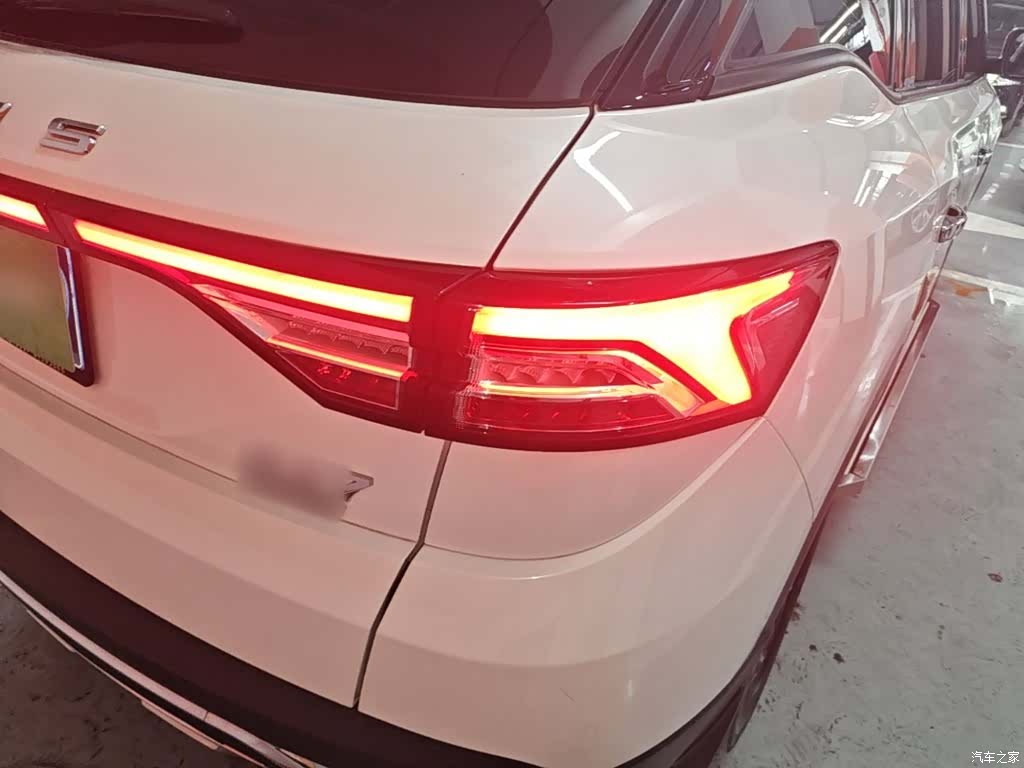 DongFeng AX7, 2020 8