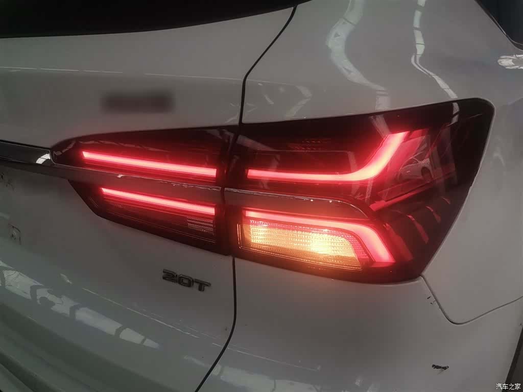 Roewe RX5, 2017 24