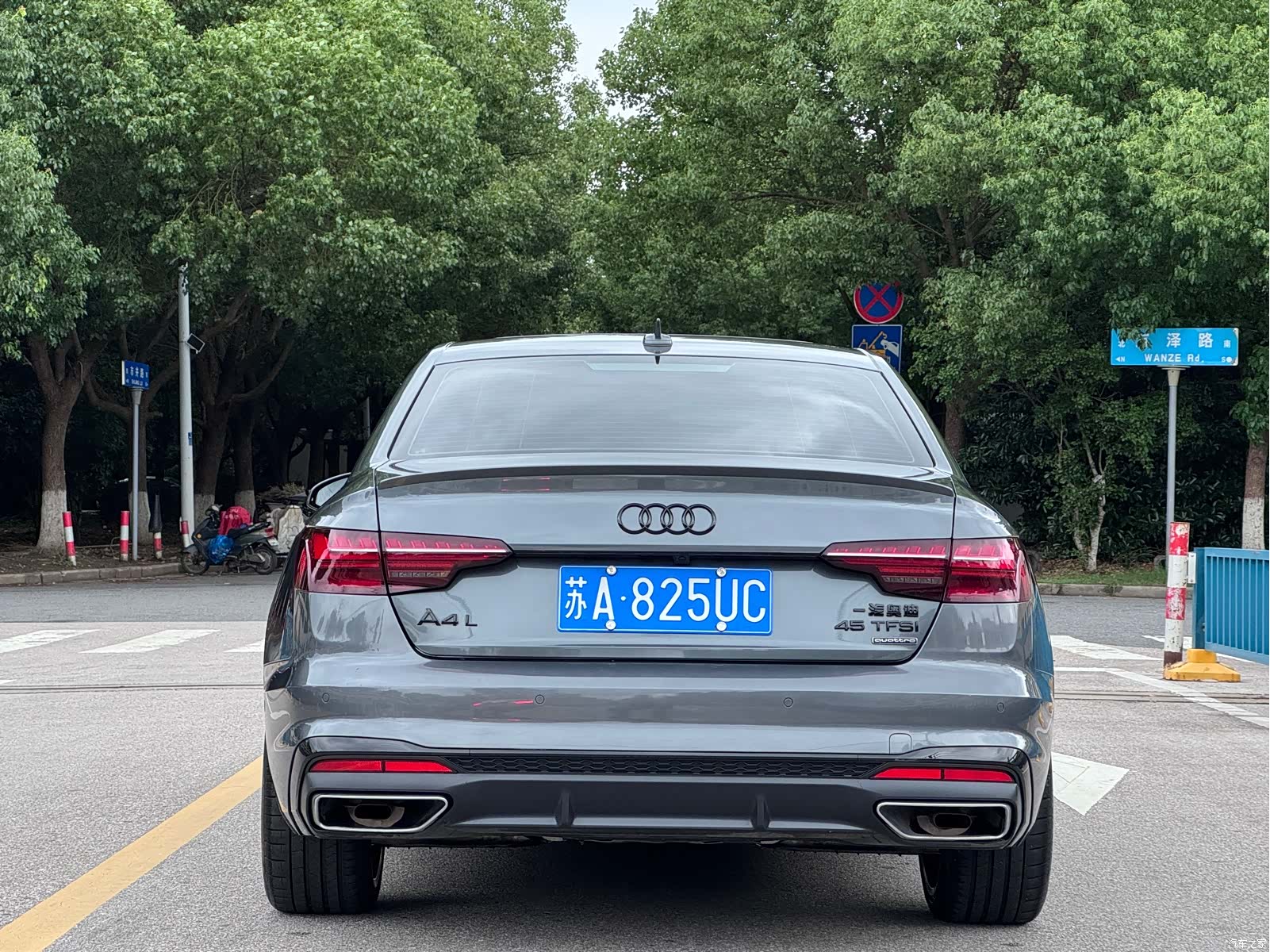 Audi A4L, 2024 все фото