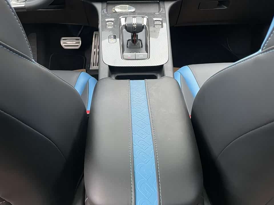 Trumpchi Shadow Leopard