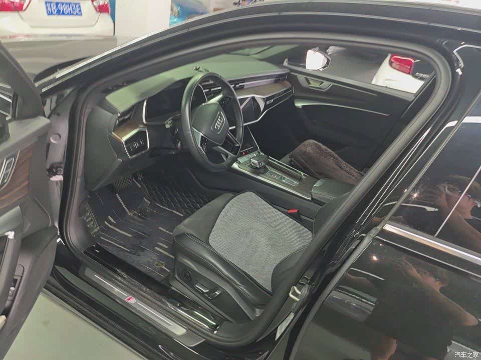 Audi A6L, 2024 все фото