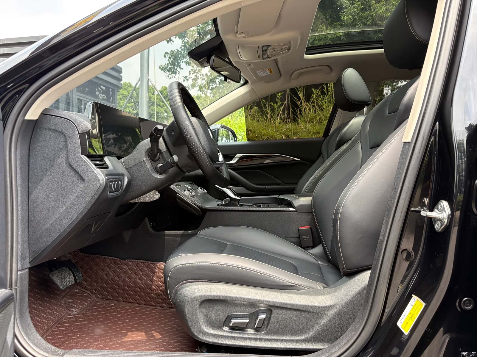Bestune B70, 2023 17