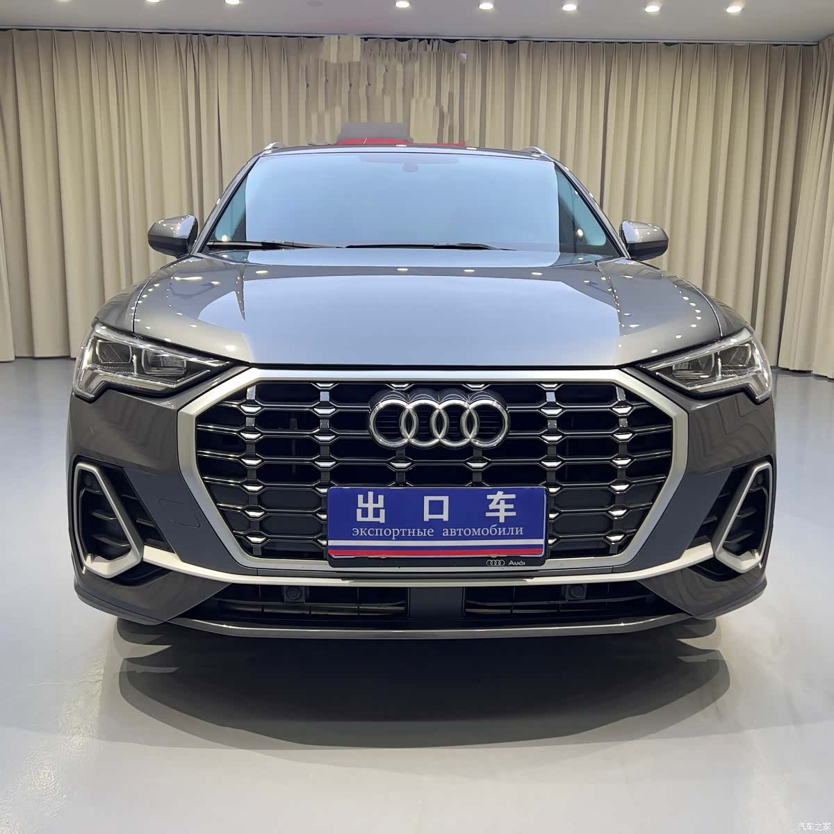 Audi Q3, 2022 2