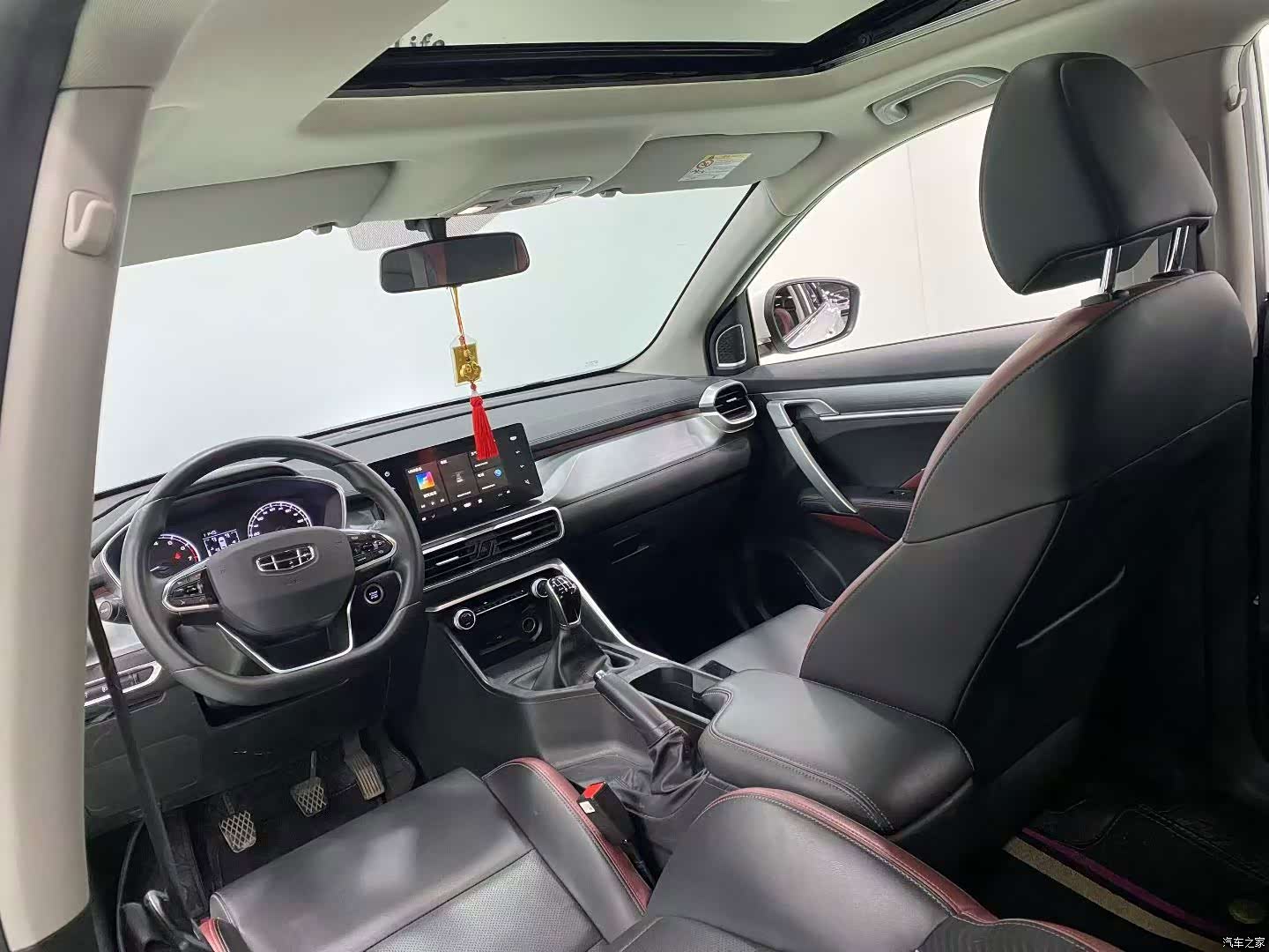 Geely Coolray, 2023 все фото