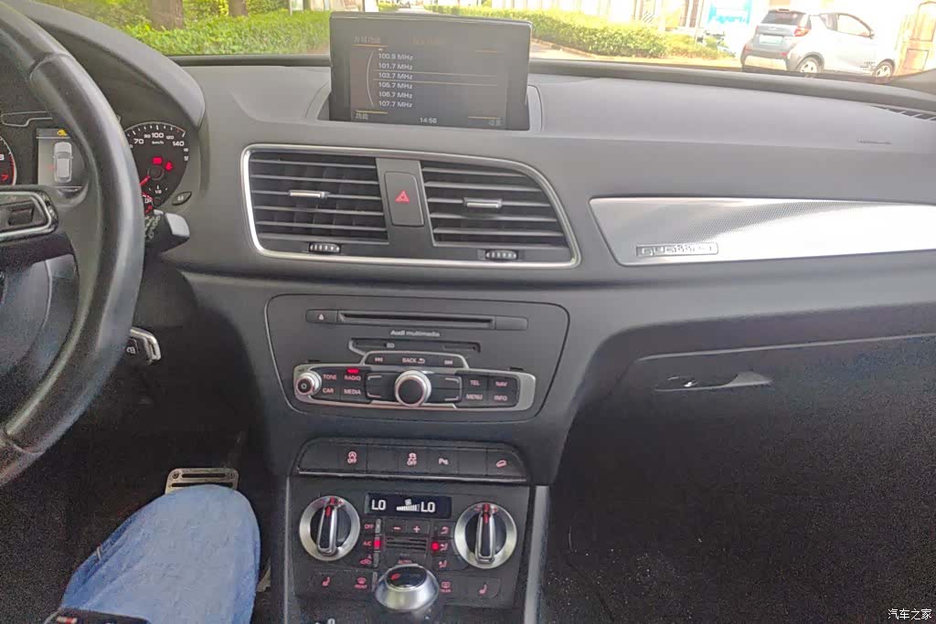 Audi Q3, 2015 13