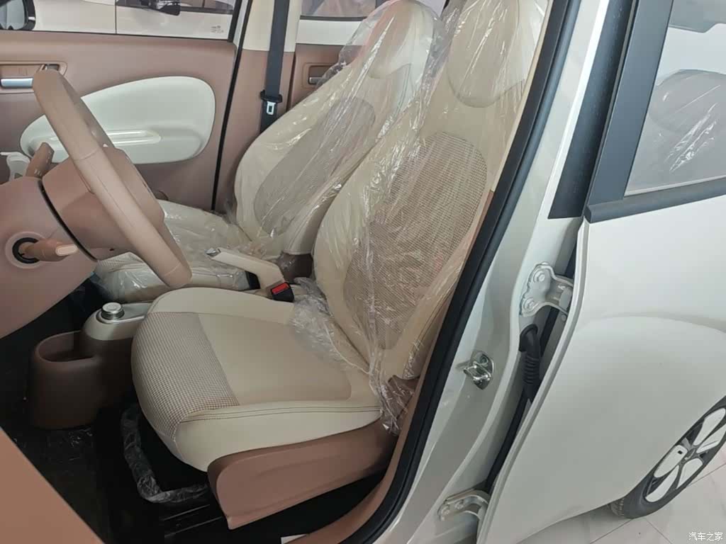 Wuling MINIEV, 2026 15