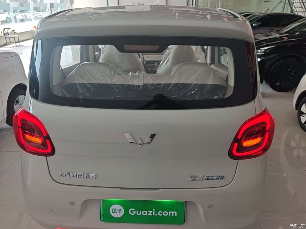 Wuling MINIEV, 2026 6