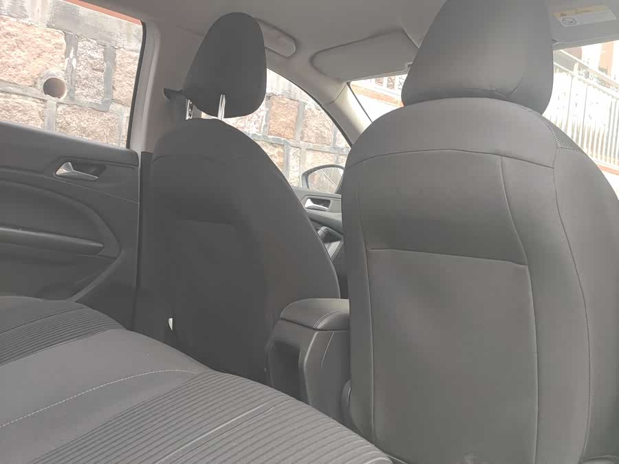 Peugeot 408 2015, фото 11