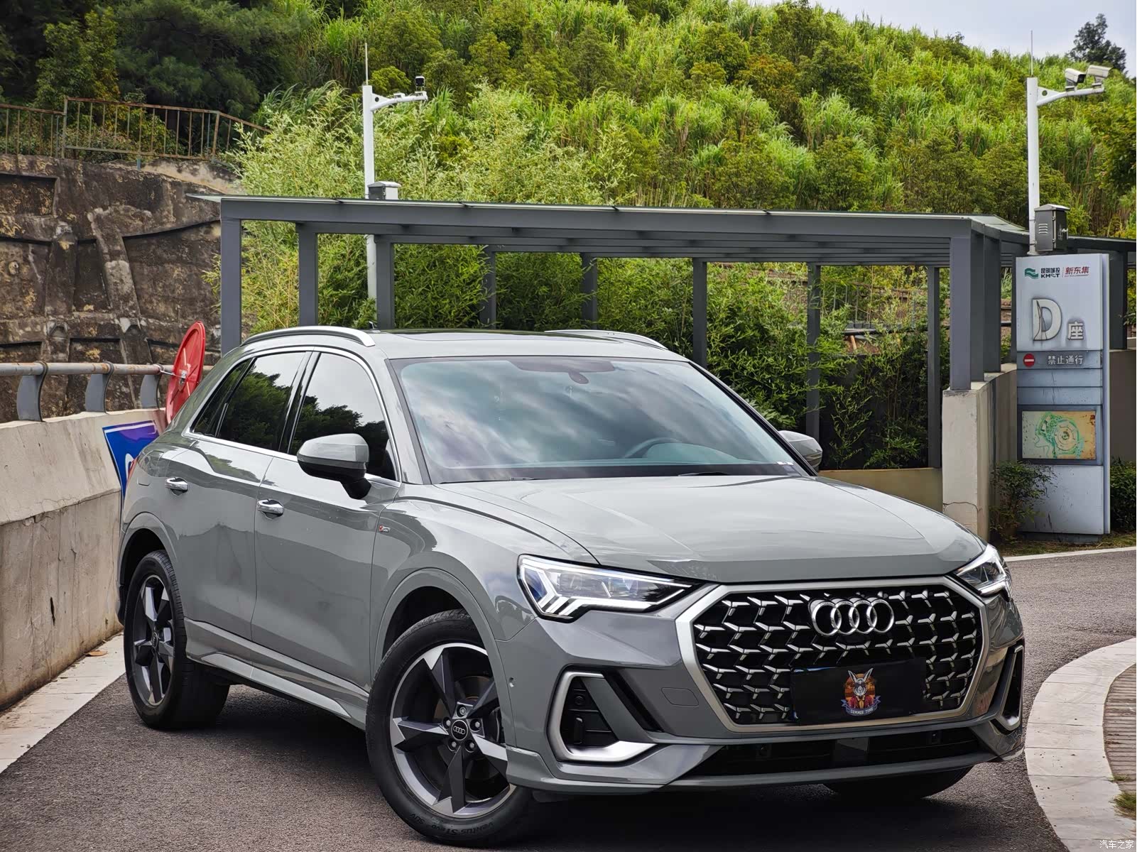 Audi Q3, 2024 3