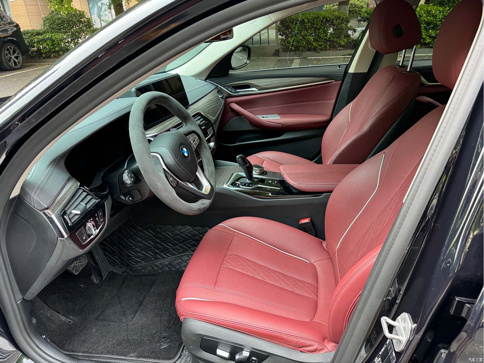 BMW 5 Series, 2021 8