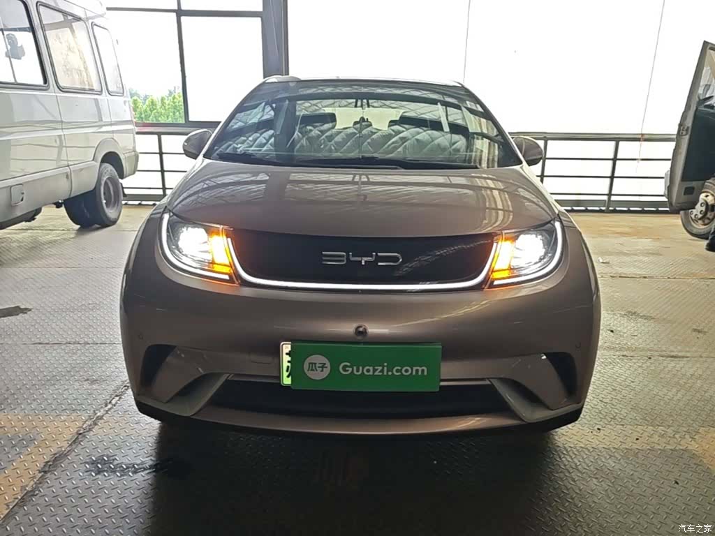 BYD Dolphin, 2023 3