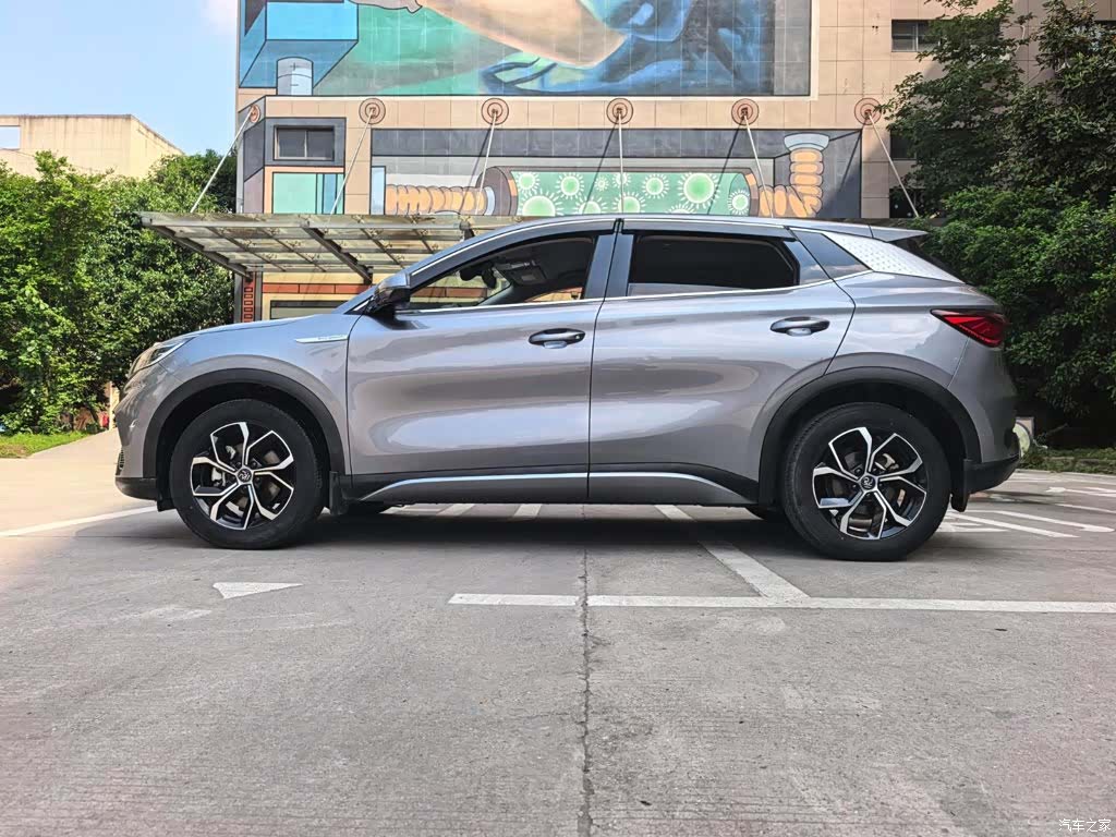 BYD Yuan, 2023 14