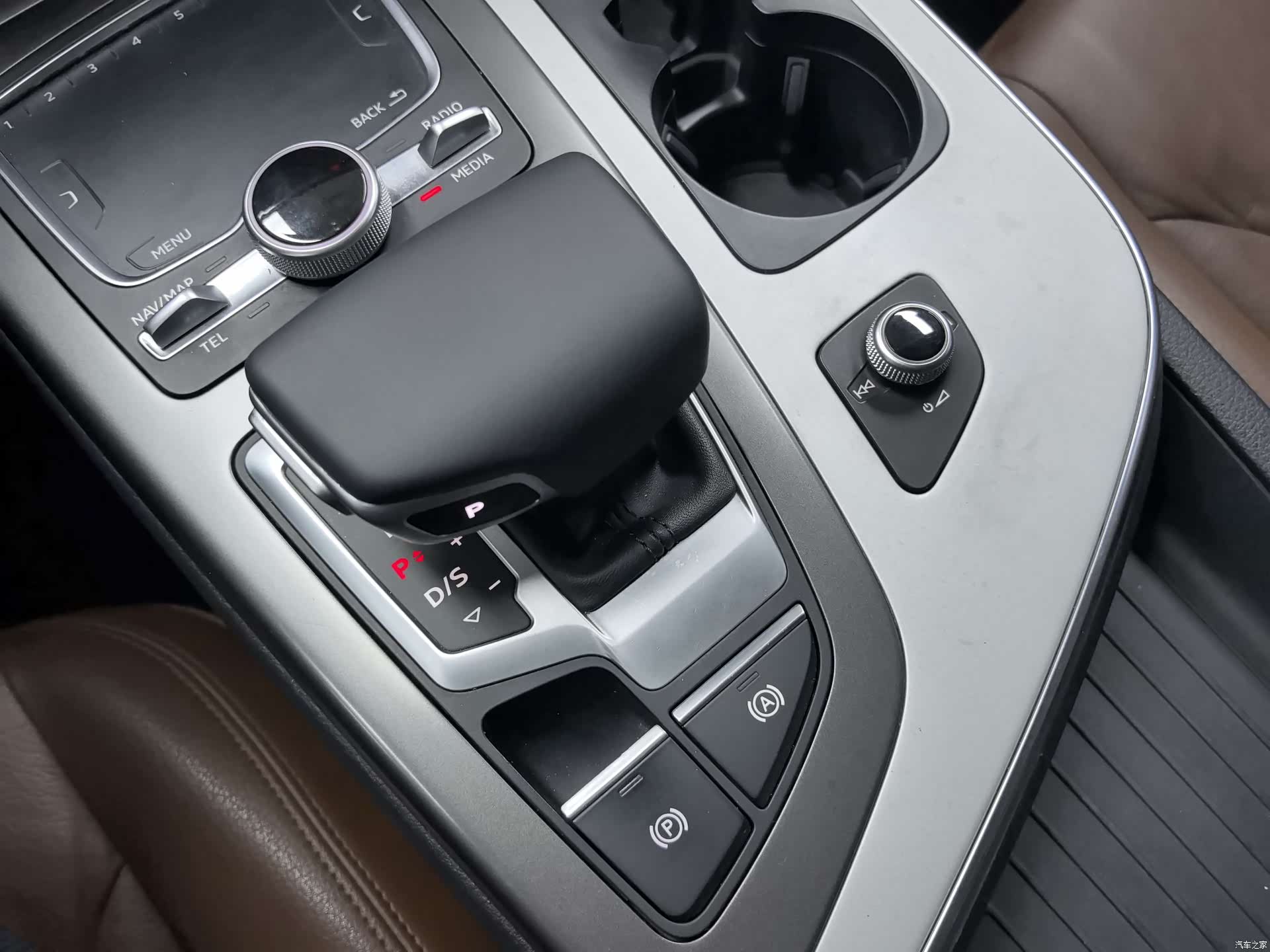 Audi Q7, 2016 11