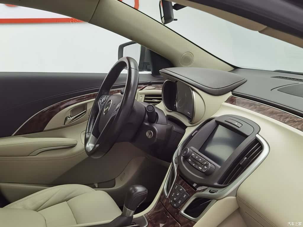 Buick LaCrosse, 2015 22