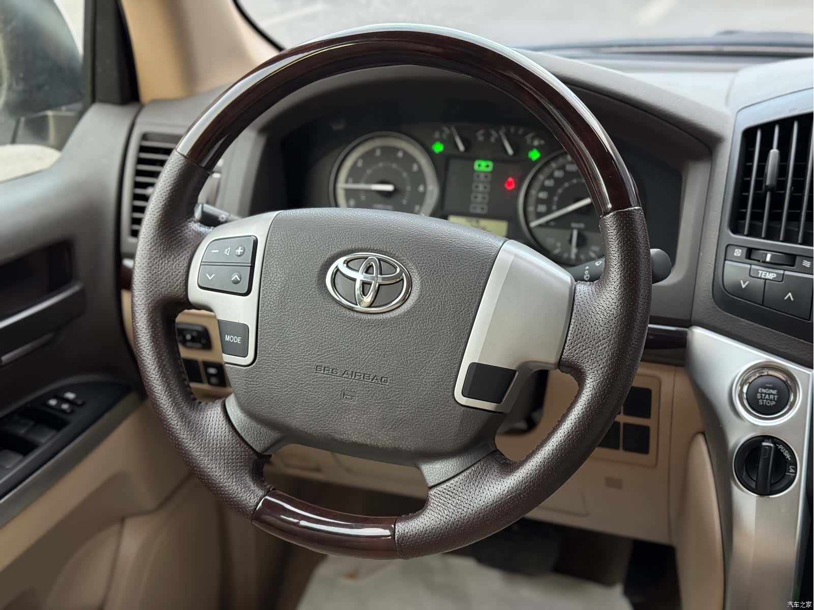 Toyota Land Cruiser, 2016 12
