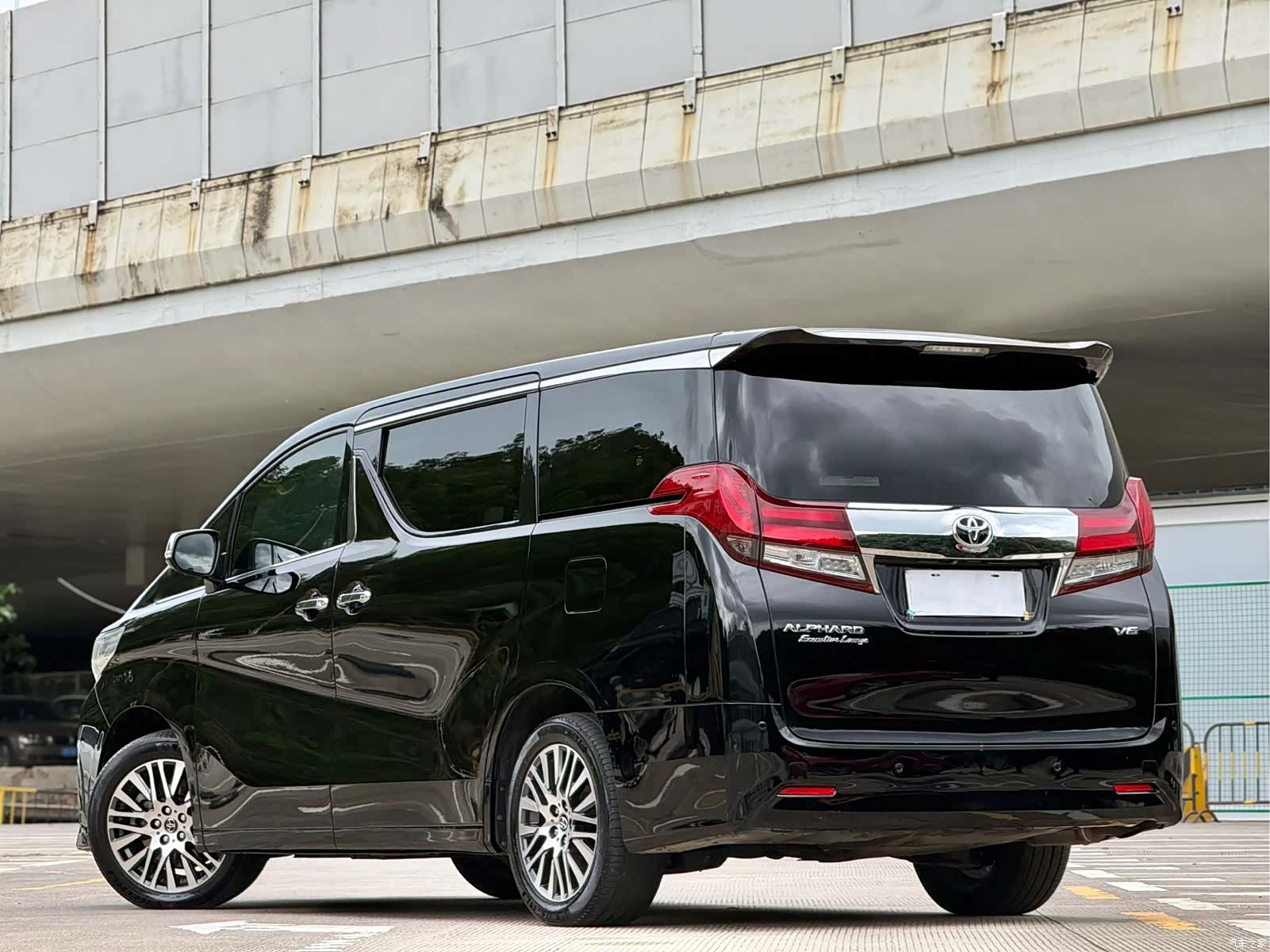Toyota Alphard, 2017 15