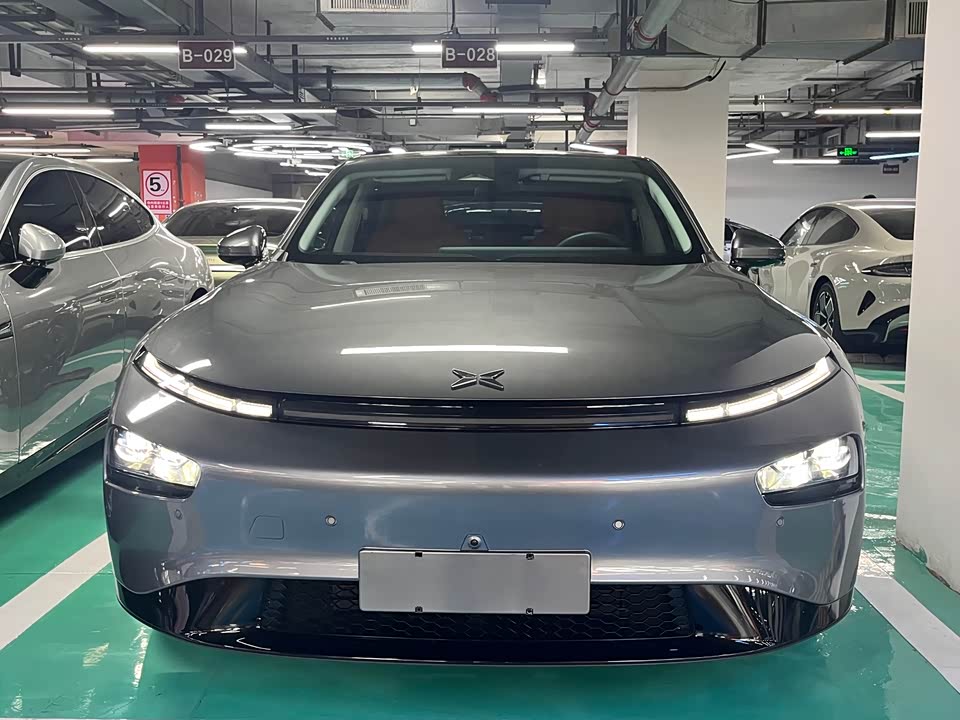 XPENG P7