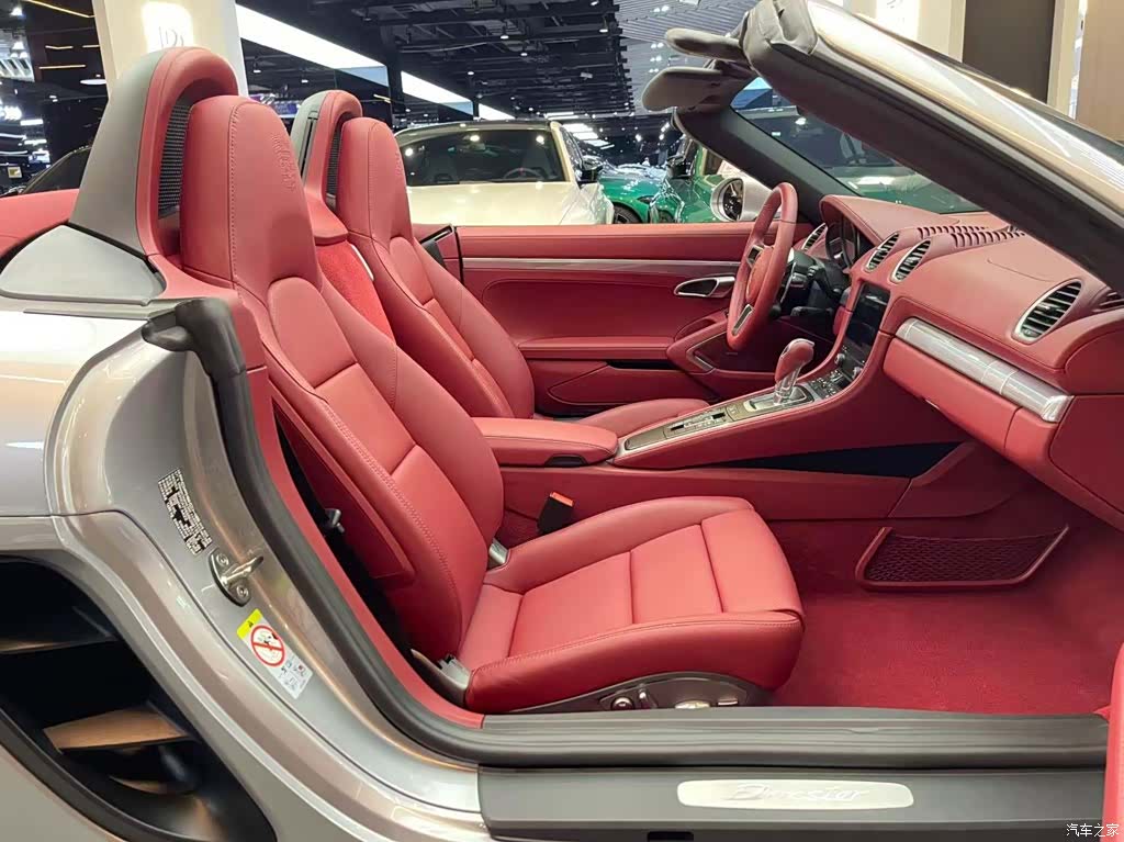 Porsche Boxster, 2025 13