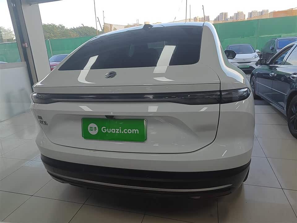 NIO EC6