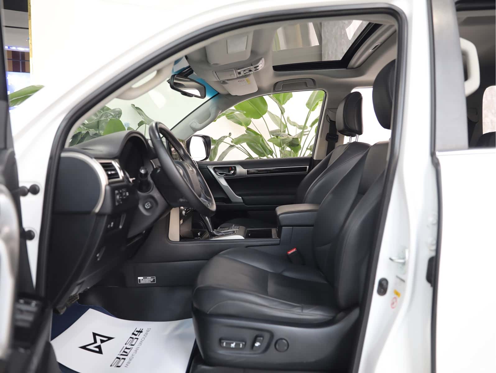 Lexus GX, 2015 8