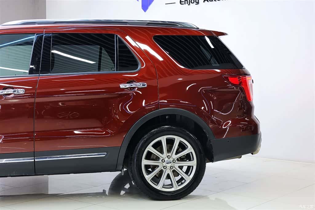 Ford Explorer, 2016 4