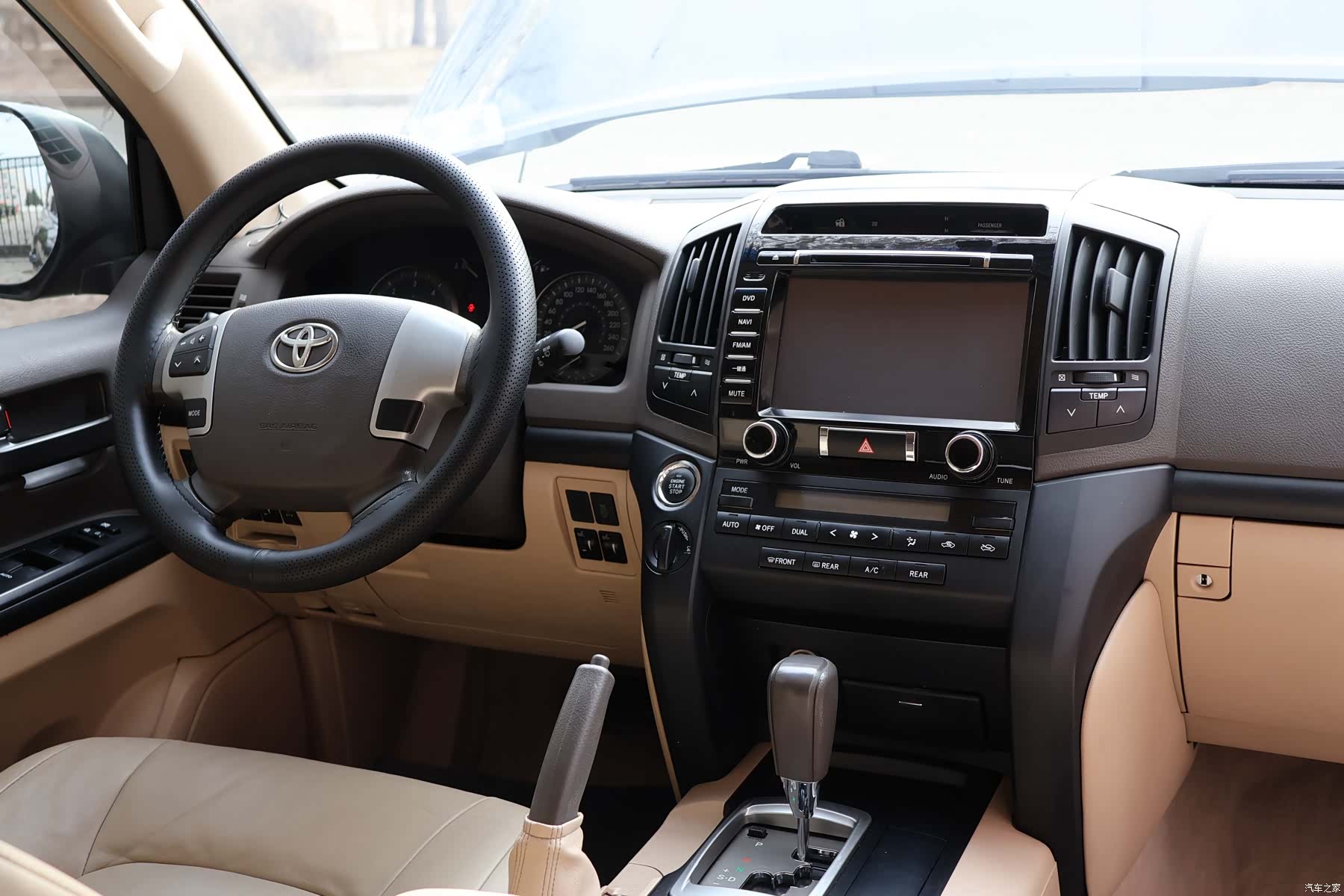 Toyota Land Cruiser, 2017 13